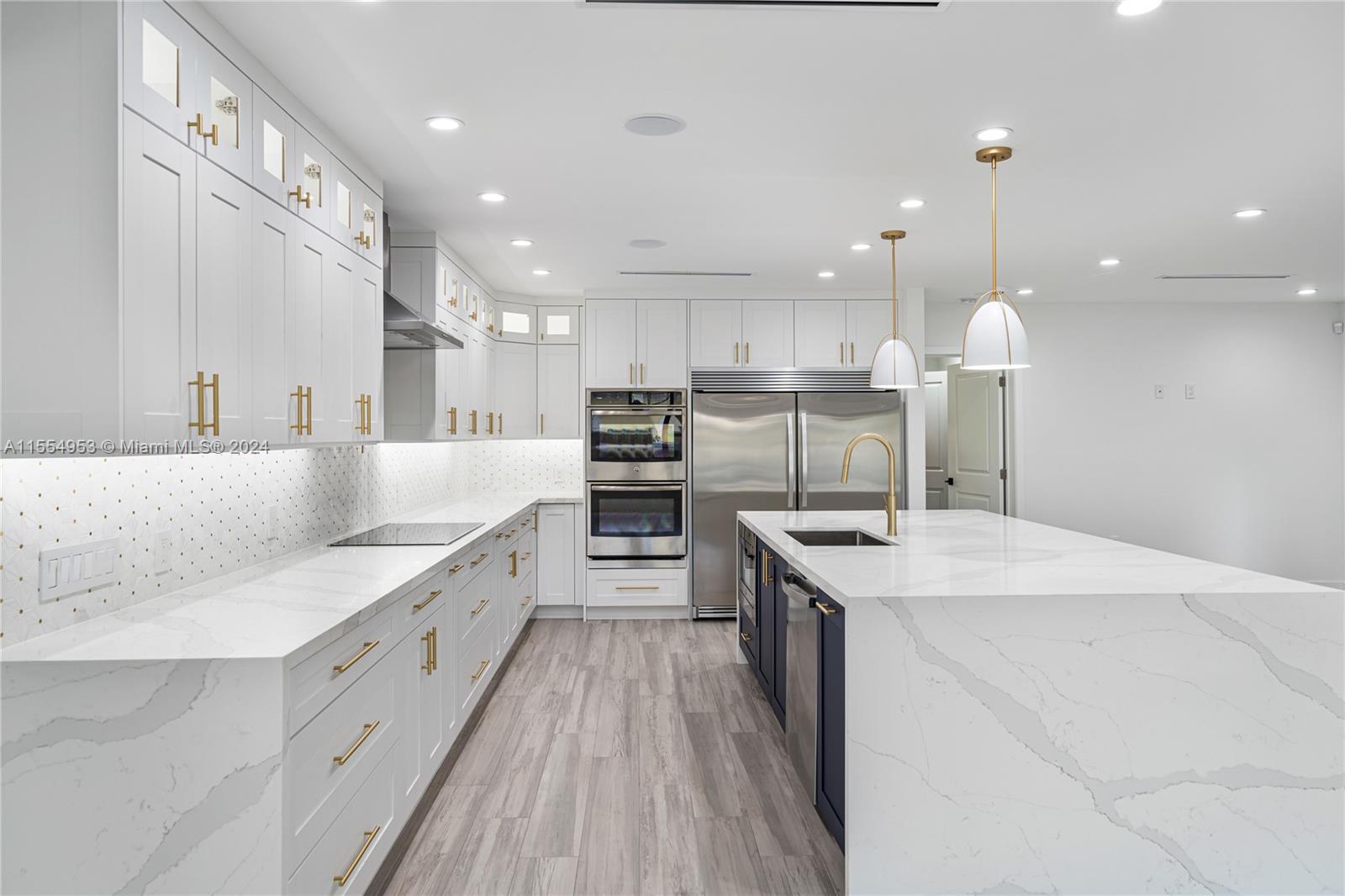 831 Cortez St, Coral Gables, Florida 33134, 3 Bedrooms Bedrooms, 7 Rooms Rooms,3 BathroomsBathrooms,Residential,For Sale,831 Cortez St,A11554953