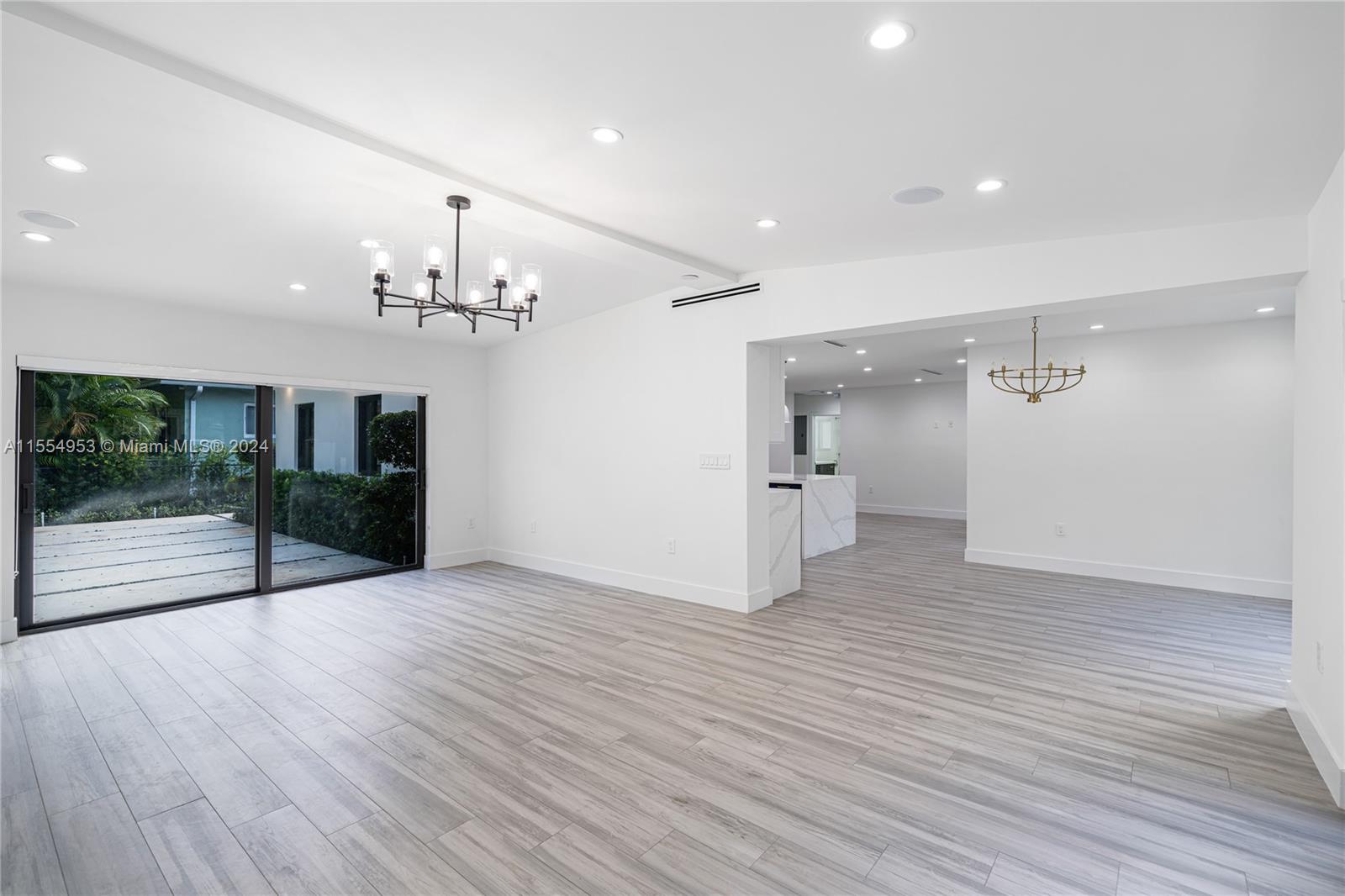 831 Cortez St, Coral Gables, Florida 33134, 3 Bedrooms Bedrooms, 7 Rooms Rooms,3 BathroomsBathrooms,Residential,For Sale,831 Cortez St,A11554953