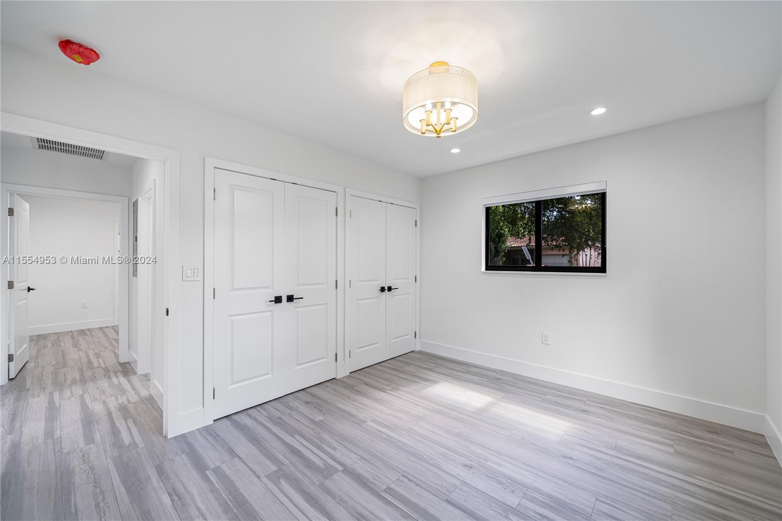 831 Cortez St, Coral Gables, Florida 33134, 3 Bedrooms Bedrooms, 7 Rooms Rooms,3 BathroomsBathrooms,Residential,For Sale,831 Cortez St,A11554953