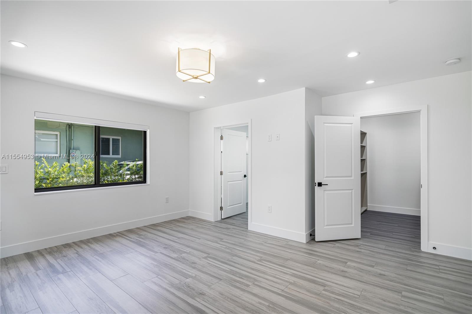 831 Cortez St, Coral Gables, Florida 33134, 3 Bedrooms Bedrooms, 7 Rooms Rooms,3 BathroomsBathrooms,Residential,For Sale,831 Cortez St,A11554953