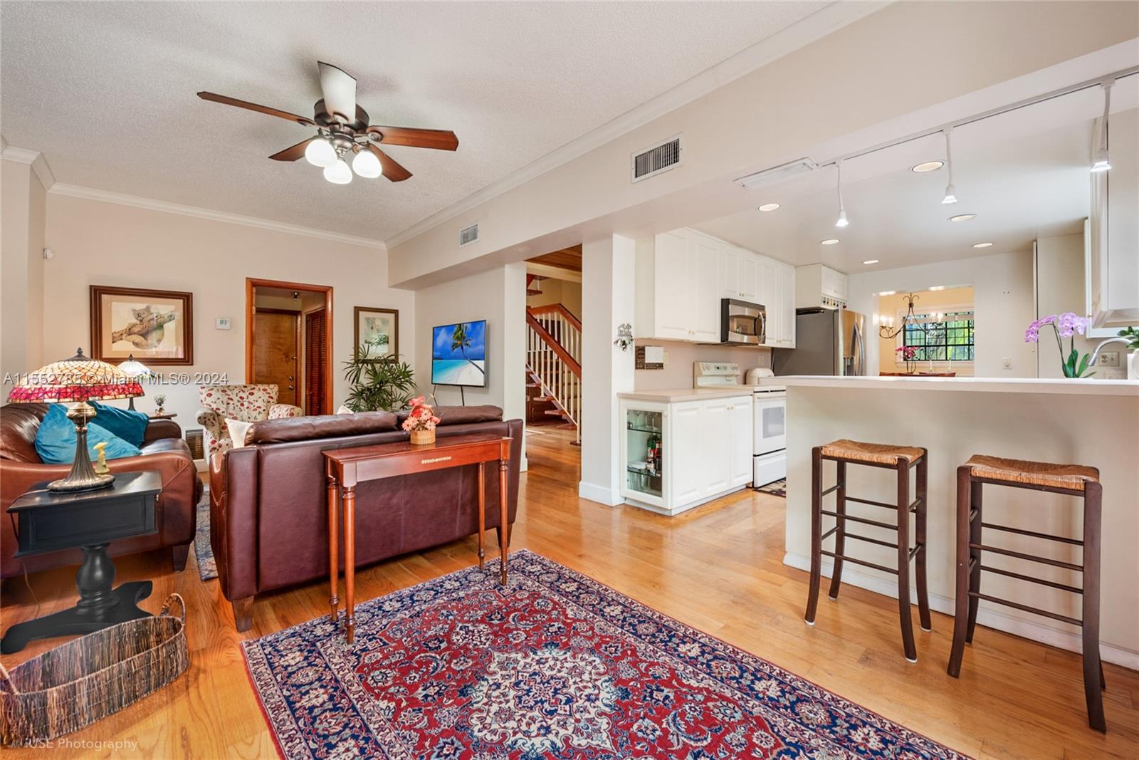 516 Majorca Ave, Coral Gables, Florida 33134, 3 Bedrooms Bedrooms, ,2 BathroomsBathrooms,Residential,For Sale,516 Majorca Ave,A11552785
