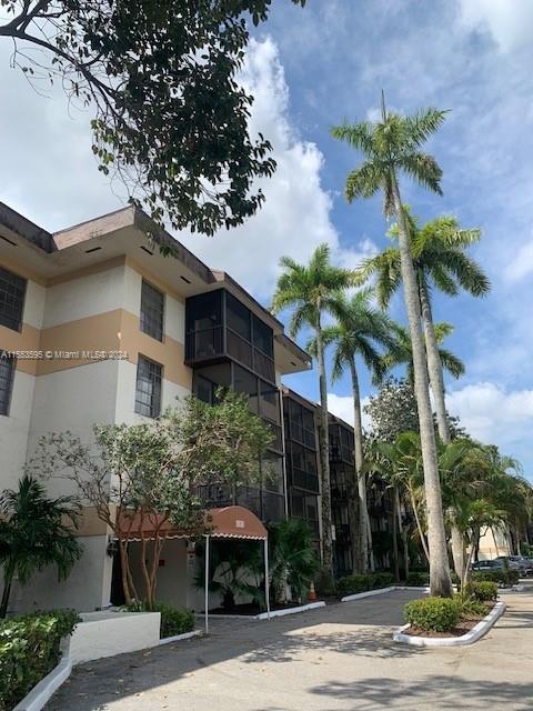 5550 NW 44th St 404B, Lauderhill, Florida 33319, 2 Bedrooms Bedrooms, ,2 BathroomsBathrooms,Residential,For Sale,5550 NW 44th St 404B,A11553595