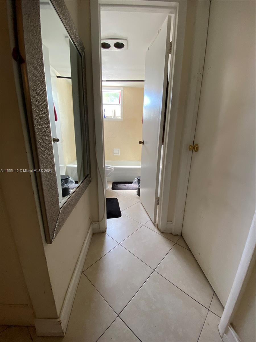 415 NE 2nd St 123, Hallandale Beach, Florida 33009, 2 Bedrooms Bedrooms, ,2 BathroomsBathrooms,Residential,For Sale,415 NE 2nd St 123,A11555112