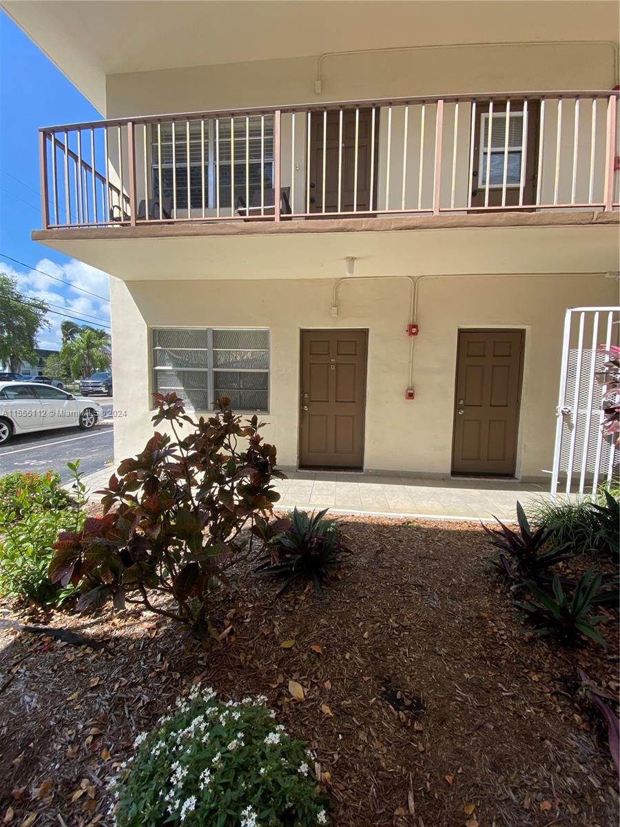415 NE 2nd St 123, Hallandale Beach, Florida 33009, 2 Bedrooms Bedrooms, ,2 BathroomsBathrooms,Residential,For Sale,415 NE 2nd St 123,A11555112