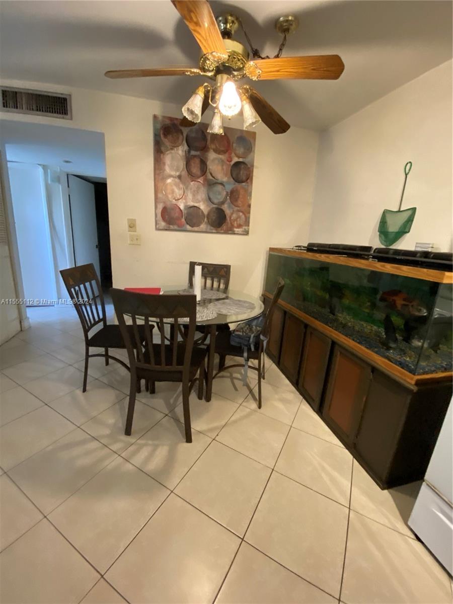 415 NE 2nd St 123, Hallandale Beach, Florida 33009, 2 Bedrooms Bedrooms, ,2 BathroomsBathrooms,Residential,For Sale,415 NE 2nd St 123,A11555112