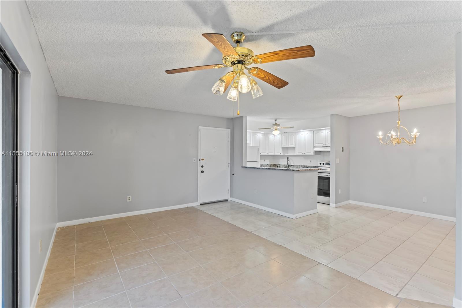 9380 S Belfort Cir 108, Tamarac, Florida 33321, 2 Bedrooms Bedrooms, ,2 BathroomsBathrooms,Residential,For Sale,9380 S Belfort Cir 108,A11555100