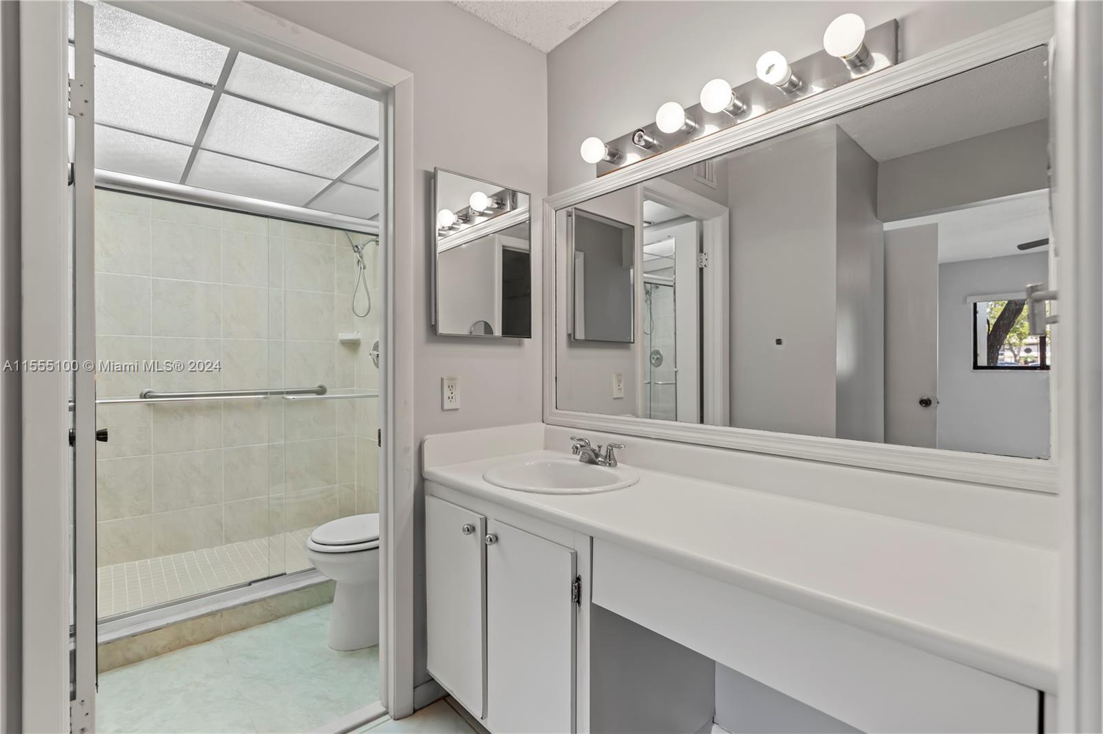 9380 S Belfort Cir 108, Tamarac, Florida 33321, 2 Bedrooms Bedrooms, ,2 BathroomsBathrooms,Residential,For Sale,9380 S Belfort Cir 108,A11555100