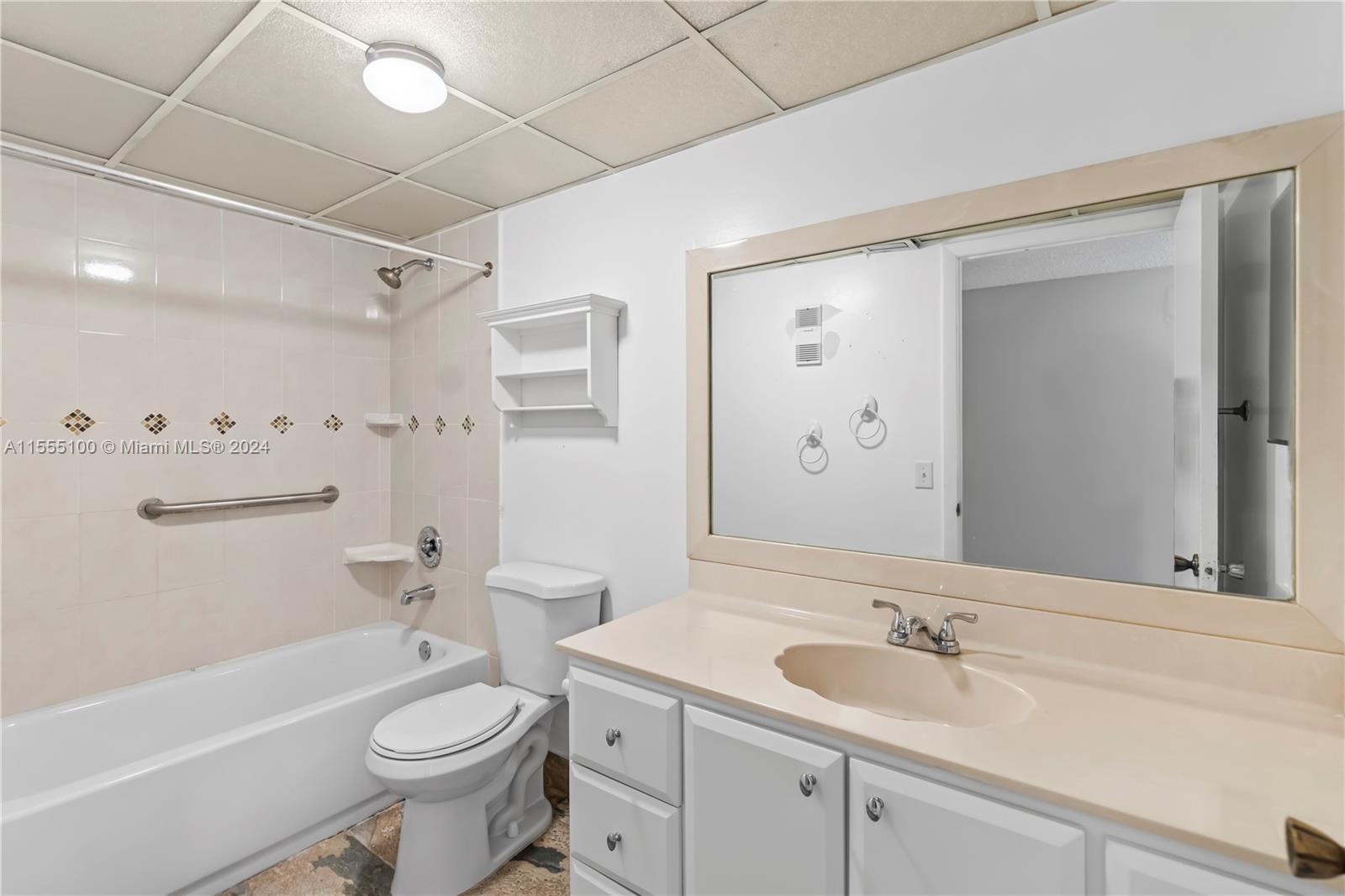 9380 S Belfort Cir 108, Tamarac, Florida 33321, 2 Bedrooms Bedrooms, ,2 BathroomsBathrooms,Residential,For Sale,9380 S Belfort Cir 108,A11555100