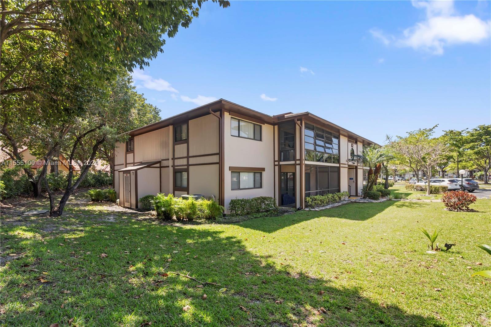 9380 S Belfort Cir 108, Tamarac, Florida 33321, 2 Bedrooms Bedrooms, ,2 BathroomsBathrooms,Residential,For Sale,9380 S Belfort Cir 108,A11555100