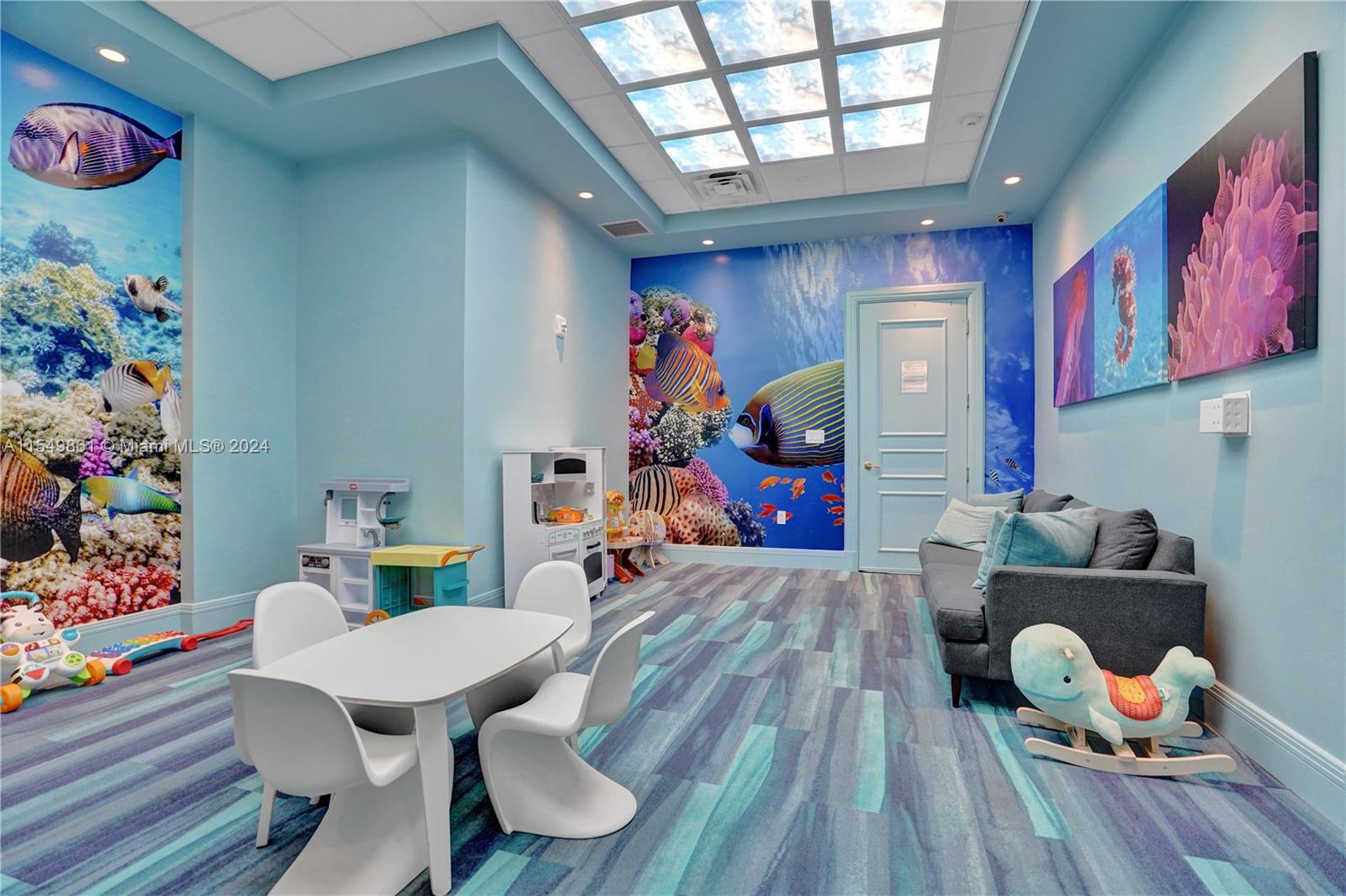 20201 E Country Club Dr 2004, Aventura, Florida 33180, 2 Bedrooms Bedrooms, ,3 BathroomsBathrooms,Residential,For Sale,20201 E Country Club Dr 2004,A11549861