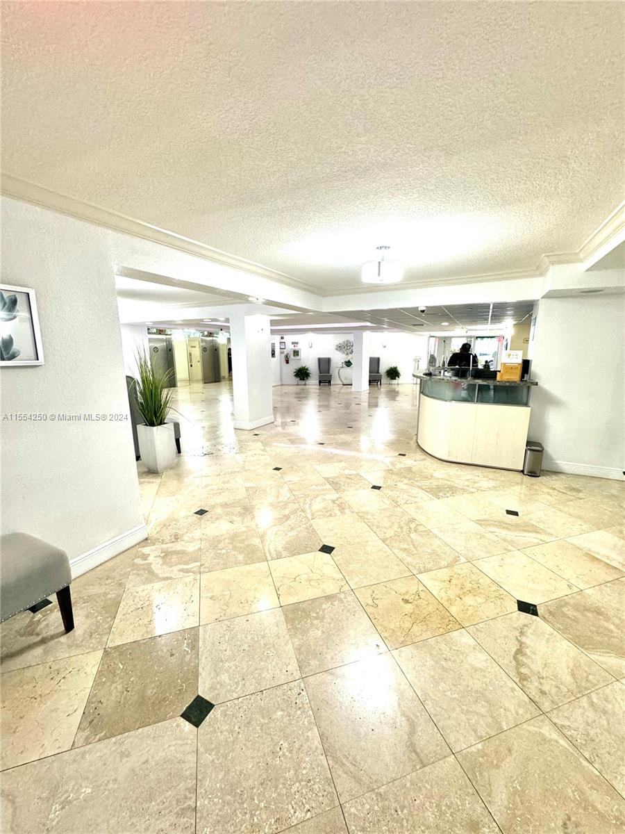 800 Parkview Dr 502, Hallandale Beach, Florida 33009, 1 Bedroom Bedrooms, ,1 BathroomBathrooms,Residential,For Sale,800 Parkview Dr 502,A11554250