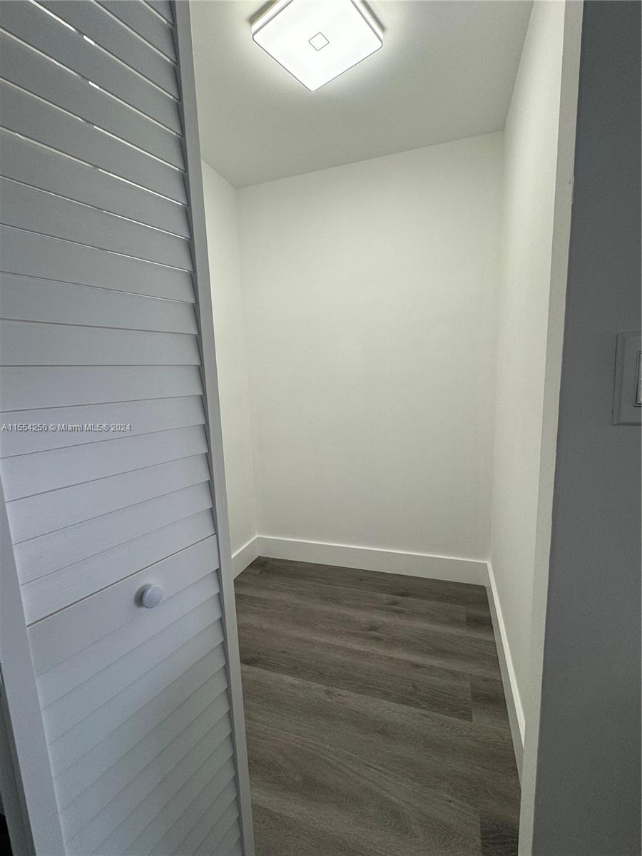 800 Parkview Dr 502, Hallandale Beach, Florida 33009, 1 Bedroom Bedrooms, ,1 BathroomBathrooms,Residential,For Sale,800 Parkview Dr 502,A11554250