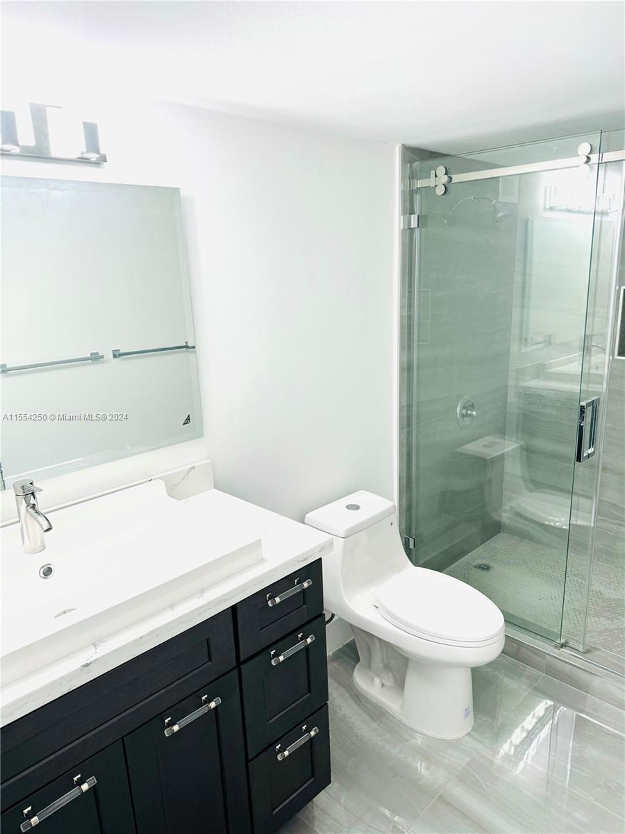 800 Parkview Dr 502, Hallandale Beach, Florida 33009, 1 Bedroom Bedrooms, ,1 BathroomBathrooms,Residential,For Sale,800 Parkview Dr 502,A11554250