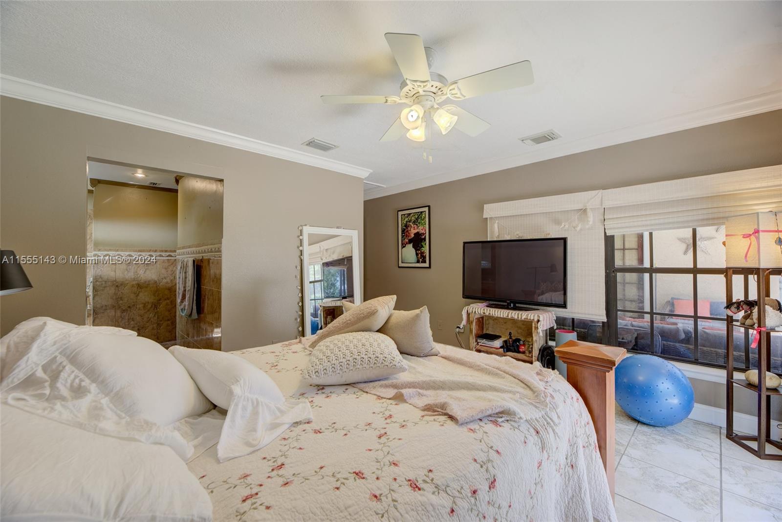 1676 S Goldeneye Ln, Homestead, Florida 33035, 3 Bedrooms Bedrooms, ,2 BathroomsBathrooms,Residential,For Sale,1676 S Goldeneye Ln,A11555143