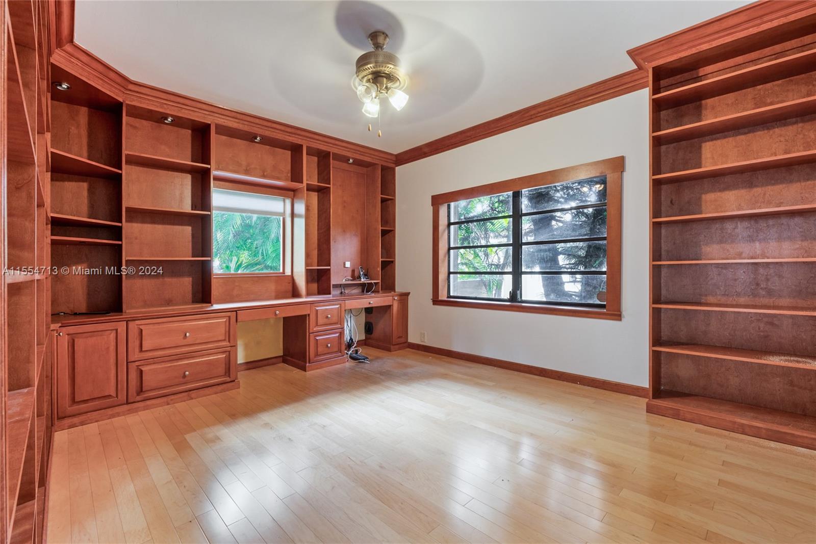 5000 Riviera Dr, Coral Gables, Florida 33146, 4 Bedrooms Bedrooms, ,3 BathroomsBathrooms,Residential,For Sale,5000 Riviera Dr,A11554713