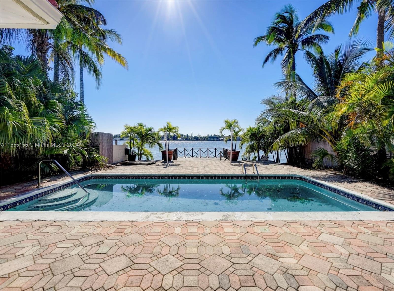 House for Rent in Miami Beach, FL