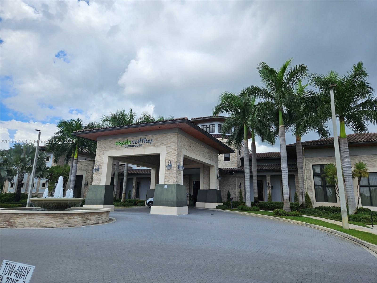 8151 NW 104th Ave 34, Doral, Florida 33178, 2 Bedrooms Bedrooms, ,2 BathroomsBathrooms,Residentiallease,For Rent,8151 NW 104th Ave 34,A11554363