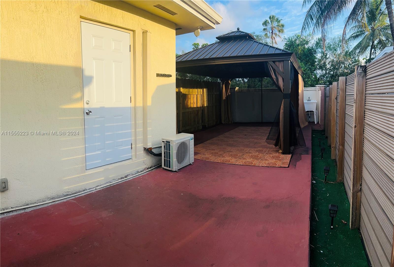 11470 SW 57th Ter, Miami, Florida 33173, 4 Bedrooms Bedrooms, ,3 BathroomsBathrooms,Residential,For Sale,11470 SW 57th Ter,A11555223