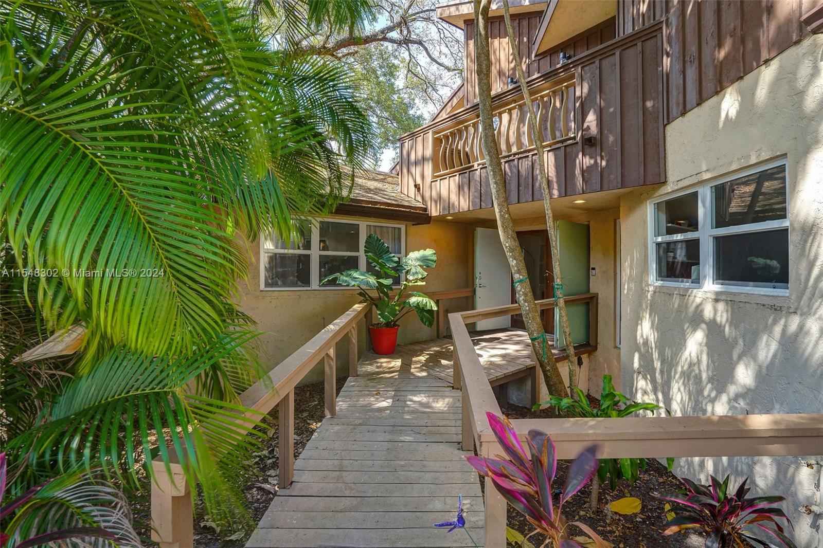 1757 SW 30th Pl, Fort Lauderdale, Florida 33315, 3 Bedrooms Bedrooms, ,3 BathroomsBathrooms,Residential,For Sale,1757 SW 30th Pl,A11548302