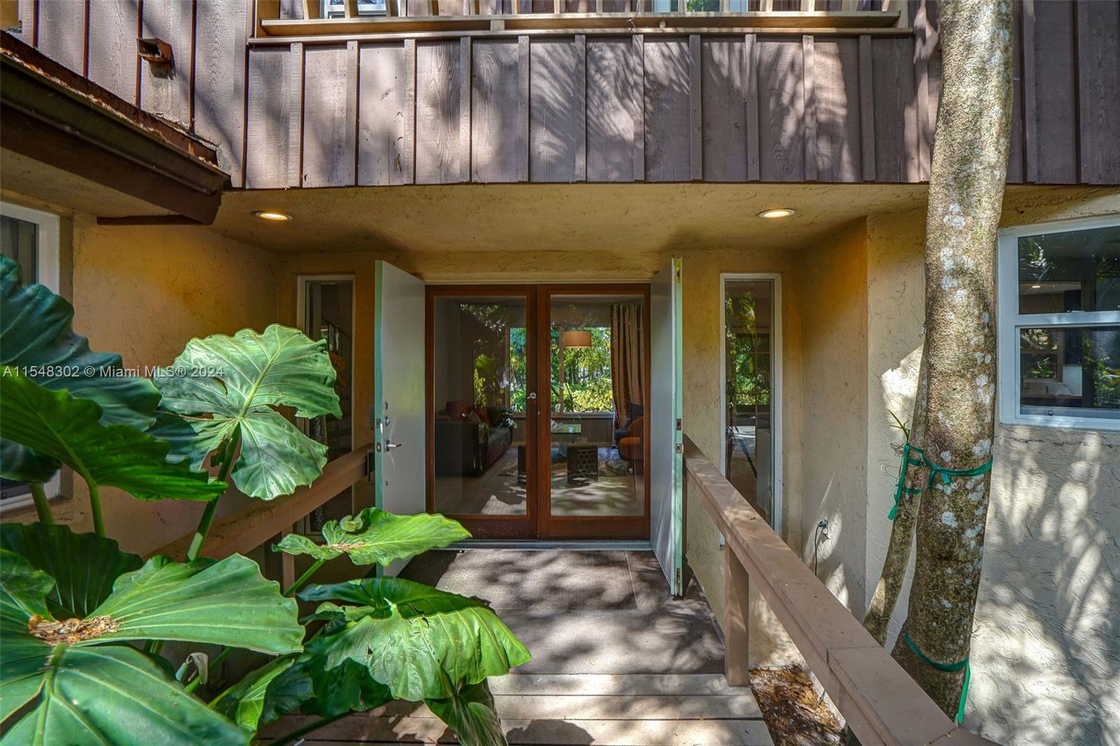 1757 SW 30th Pl, Fort Lauderdale, Florida 33315, 3 Bedrooms Bedrooms, ,3 BathroomsBathrooms,Residential,For Sale,1757 SW 30th Pl,A11548302