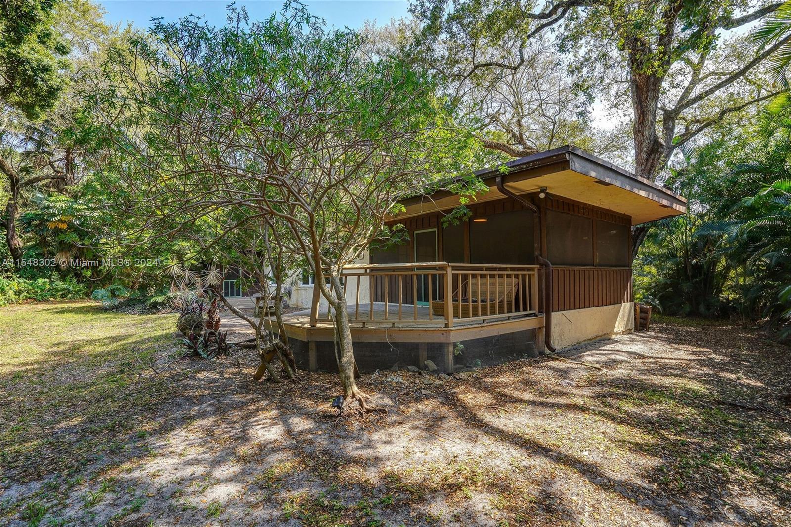 1757 SW 30th Pl, Fort Lauderdale, Florida 33315, 3 Bedrooms Bedrooms, ,3 BathroomsBathrooms,Residential,For Sale,1757 SW 30th Pl,A11548302