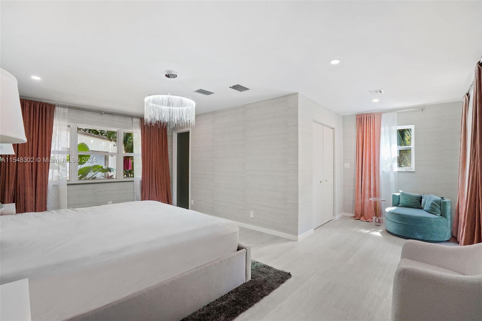 1757 SW 30th Pl, Fort Lauderdale, Florida 33315, 3 Bedrooms Bedrooms, ,3 BathroomsBathrooms,Residential,For Sale,1757 SW 30th Pl,A11548302