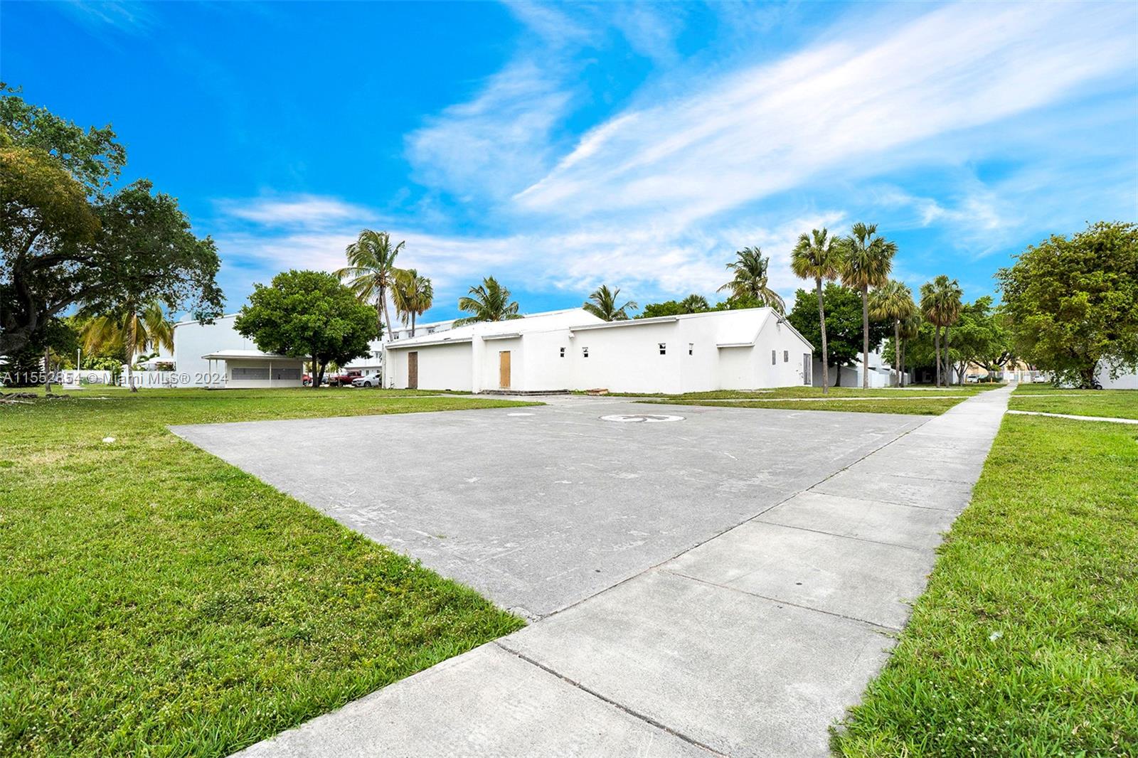 1940 NW 4th Ct 3, Miami, Florida 33136, 3 Bedrooms Bedrooms, ,1 BathroomBathrooms,Residential,For Sale,1940 NW 4th Ct 3,A11552854