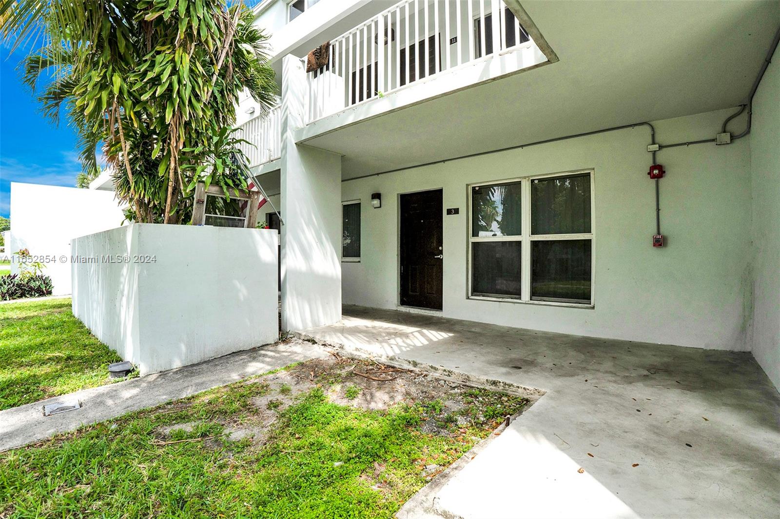1940 NW 4th Ct 3, Miami, Florida 33136, 3 Bedrooms Bedrooms, ,1 BathroomBathrooms,Residential,For Sale,1940 NW 4th Ct 3,A11552854