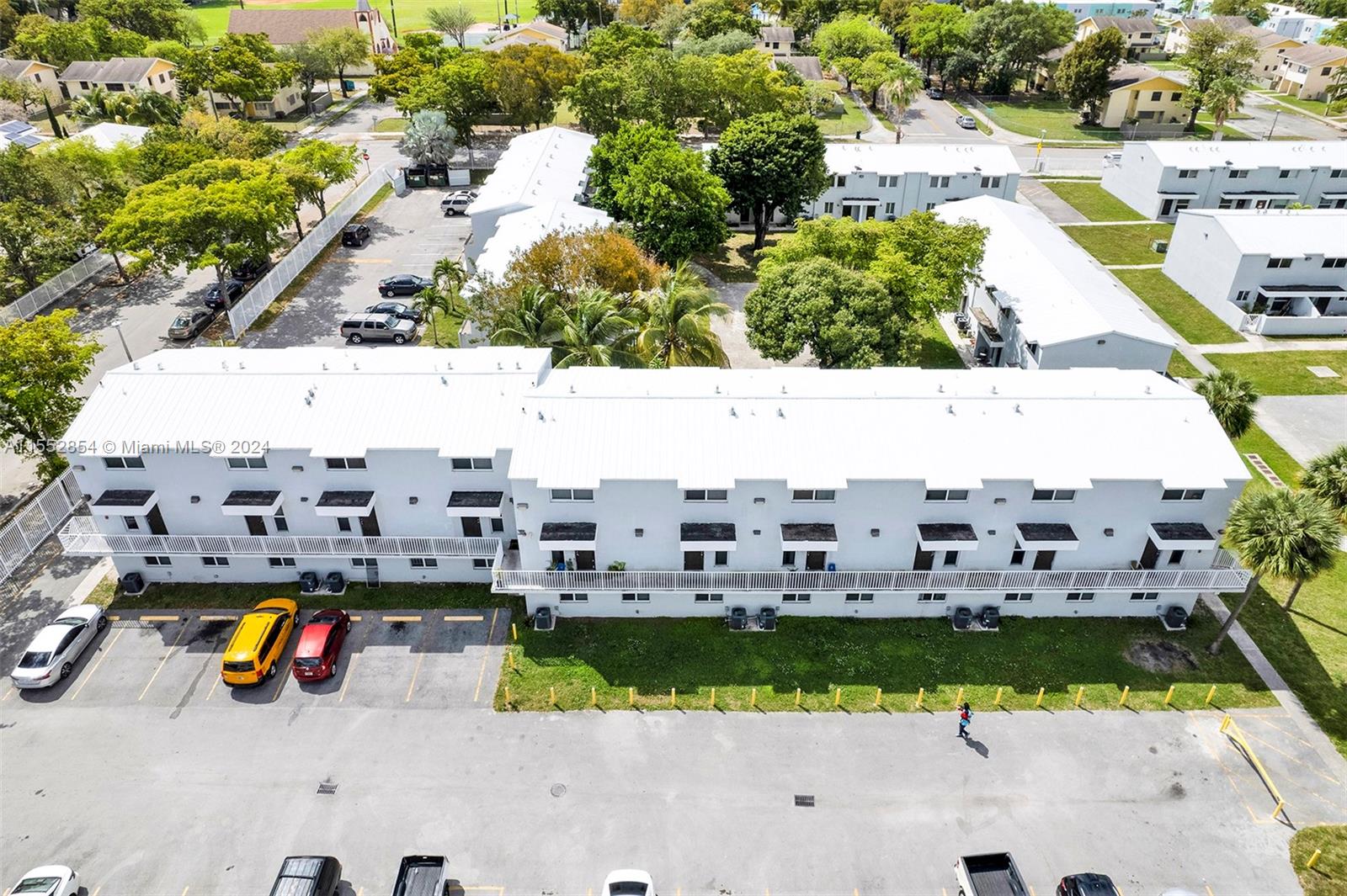 1940 NW 4th Ct 3, Miami, Florida 33136, 3 Bedrooms Bedrooms, ,1 BathroomBathrooms,Residential,For Sale,1940 NW 4th Ct 3,A11552854