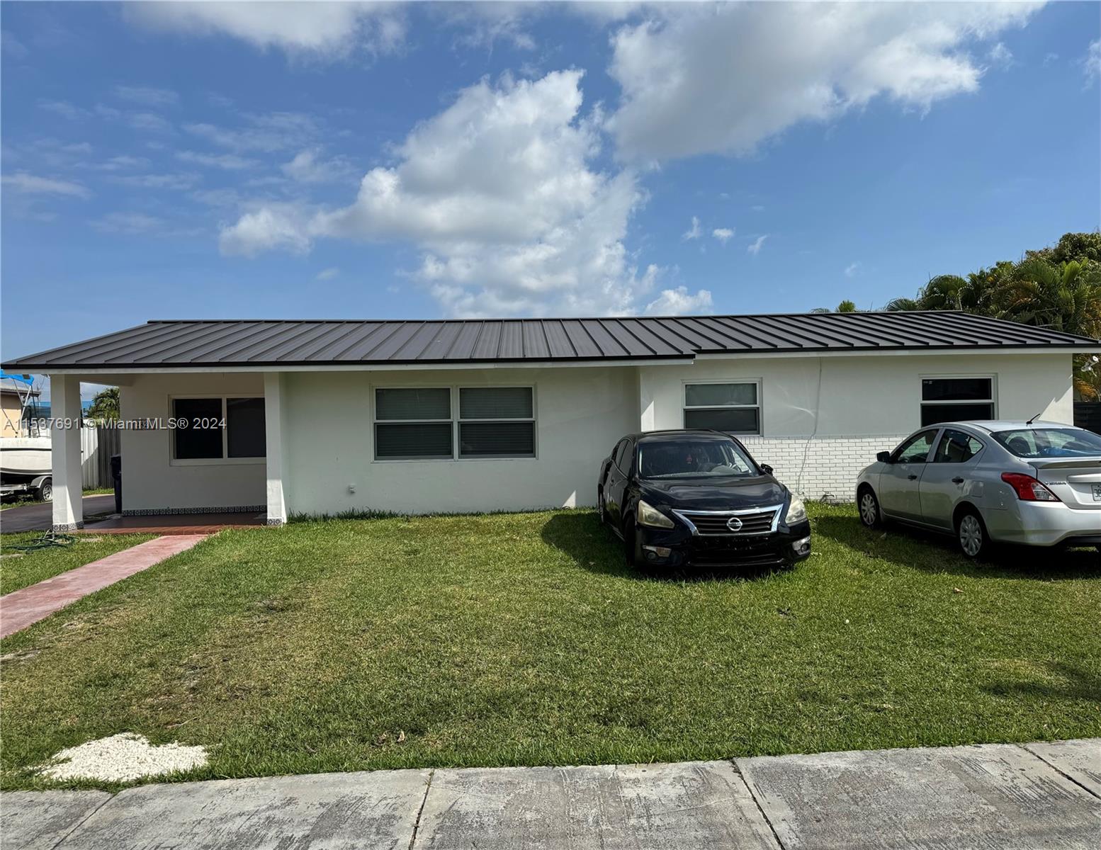 2821 SW 120th Rd  For Sale A11537691, FL