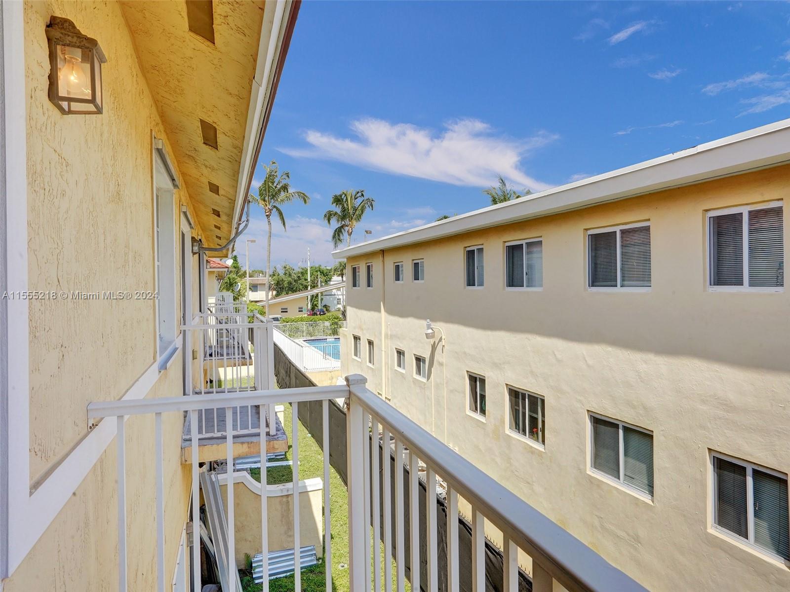 2060 NE 167th St 2 (3-116), North Miami Beach, Florida 33162, 3 Bedrooms Bedrooms, ,2 BathroomsBathrooms,Residential,For Sale,2060 NE 167th St 2 (3-116),A11555218