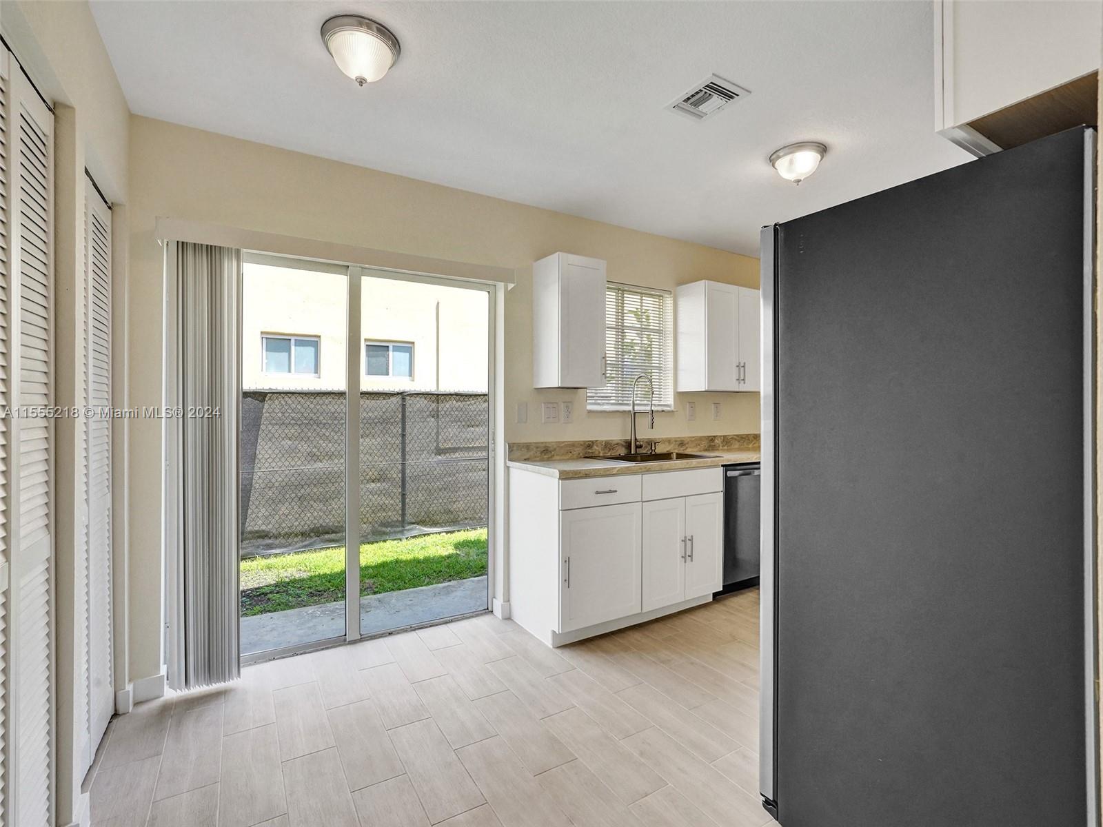 2060 NE 167th St 2 (3-116), North Miami Beach, Florida 33162, 3 Bedrooms Bedrooms, ,2 BathroomsBathrooms,Residential,For Sale,2060 NE 167th St 2 (3-116),A11555218