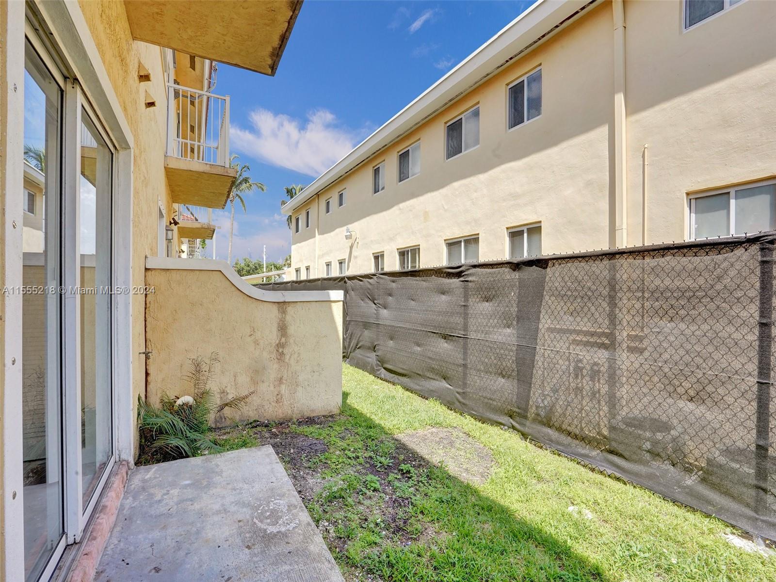 2060 NE 167th St 2 (3-116), North Miami Beach, Florida 33162, 3 Bedrooms Bedrooms, ,2 BathroomsBathrooms,Residential,For Sale,2060 NE 167th St 2 (3-116),A11555218