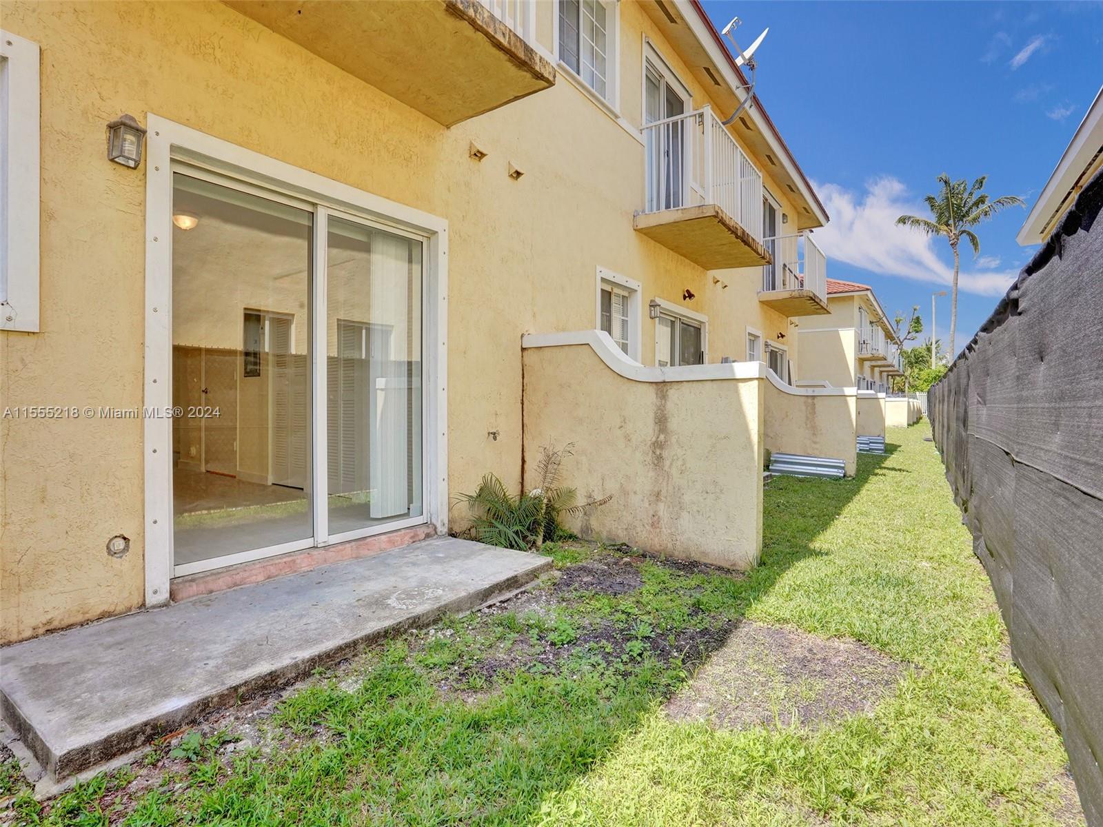 2060 NE 167th St 2 (3-116), North Miami Beach, Florida 33162, 3 Bedrooms Bedrooms, ,2 BathroomsBathrooms,Residential,For Sale,2060 NE 167th St 2 (3-116),A11555218