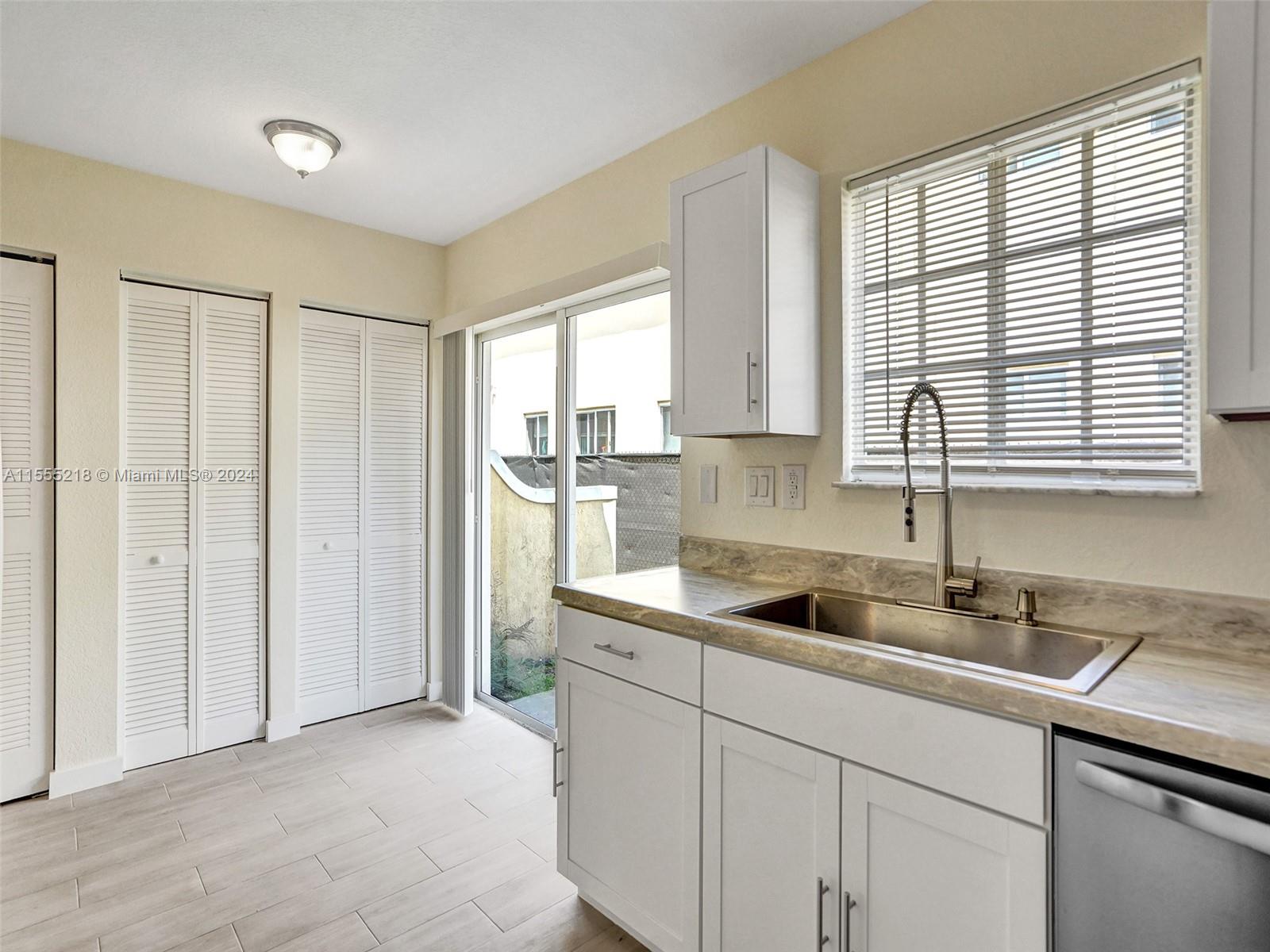 2060 NE 167th St 2 (3-116), North Miami Beach, Florida 33162, 3 Bedrooms Bedrooms, ,2 BathroomsBathrooms,Residential,For Sale,2060 NE 167th St 2 (3-116),A11555218