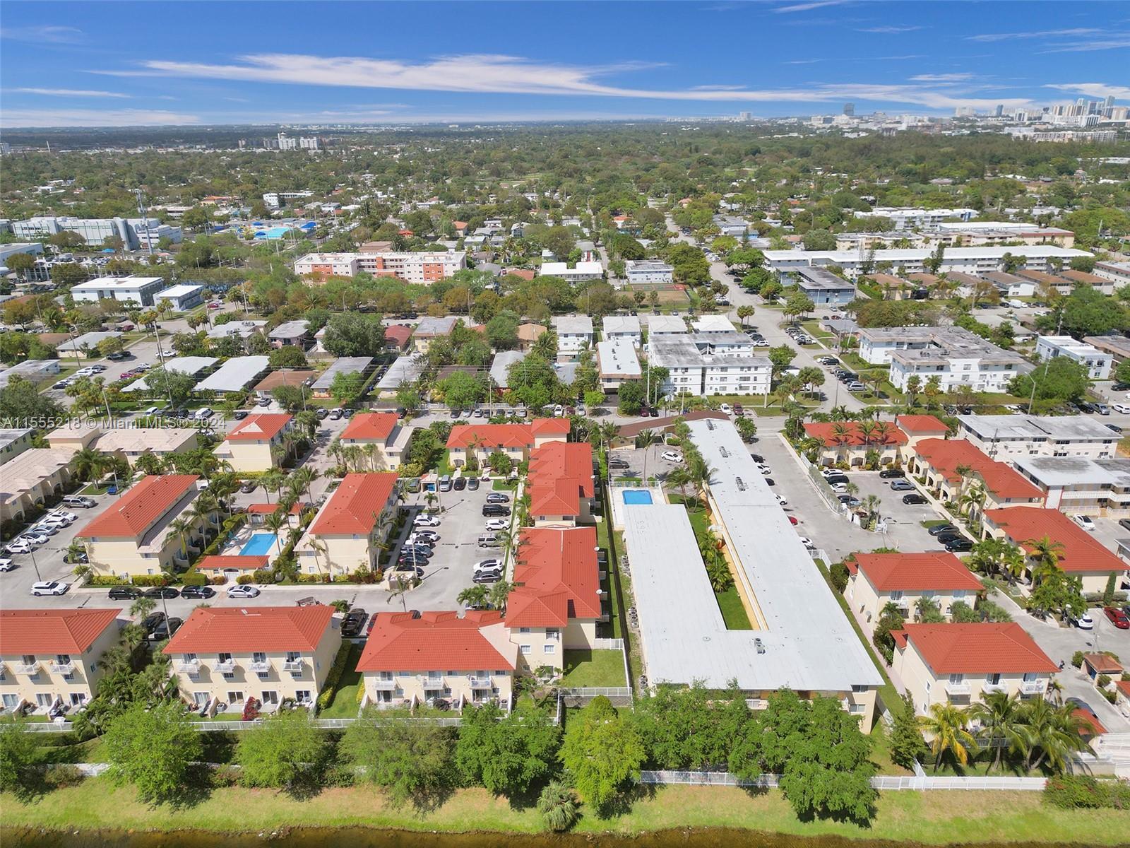 2060 NE 167th St 2 (3-116), North Miami Beach, Florida 33162, 3 Bedrooms Bedrooms, ,2 BathroomsBathrooms,Residential,For Sale,2060 NE 167th St 2 (3-116),A11555218