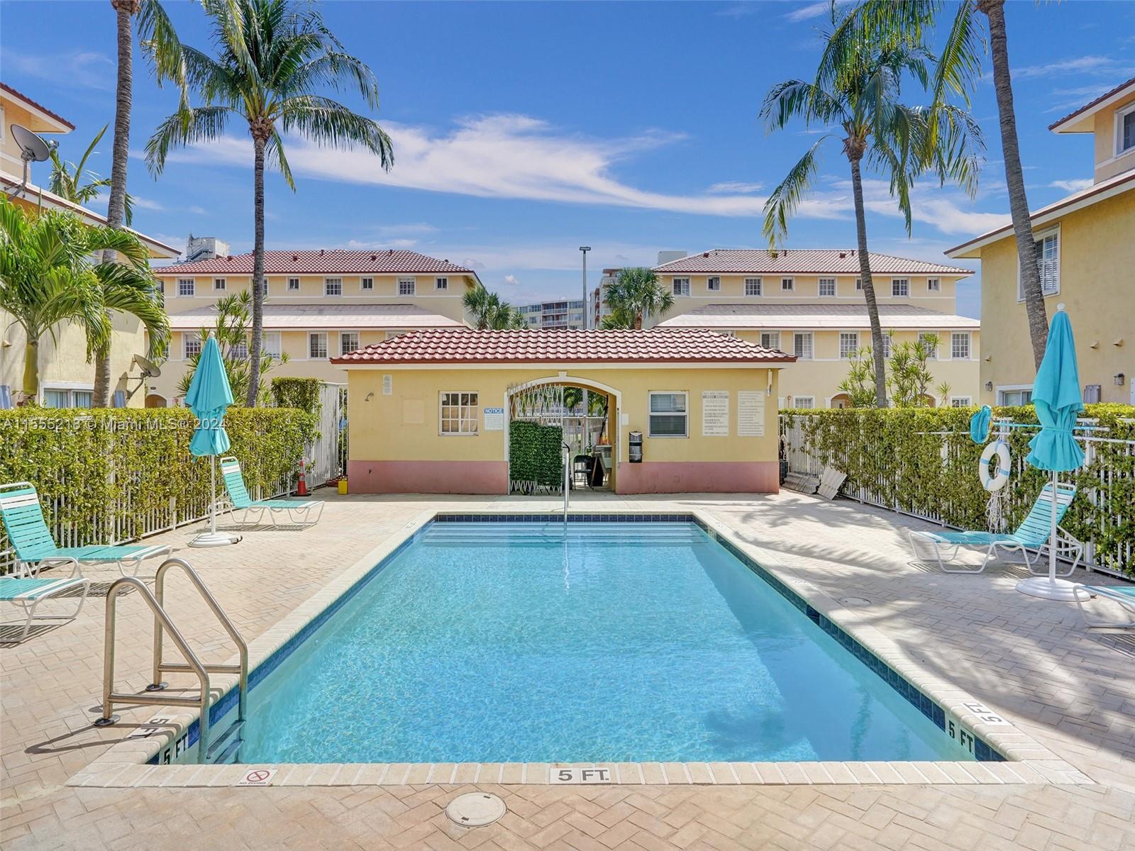 2060 NE 167th St 2 (3-116), North Miami Beach, Florida 33162, 3 Bedrooms Bedrooms, ,2 BathroomsBathrooms,Residential,For Sale,2060 NE 167th St 2 (3-116),A11555218