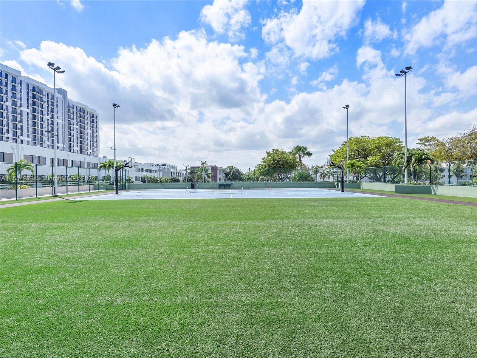1800 NE 114th St 1207, Miami, Florida 33181, 2 Bedrooms Bedrooms, ,2 BathroomsBathrooms,Residential,For Sale,1800 NE 114th St 1207,A11554973