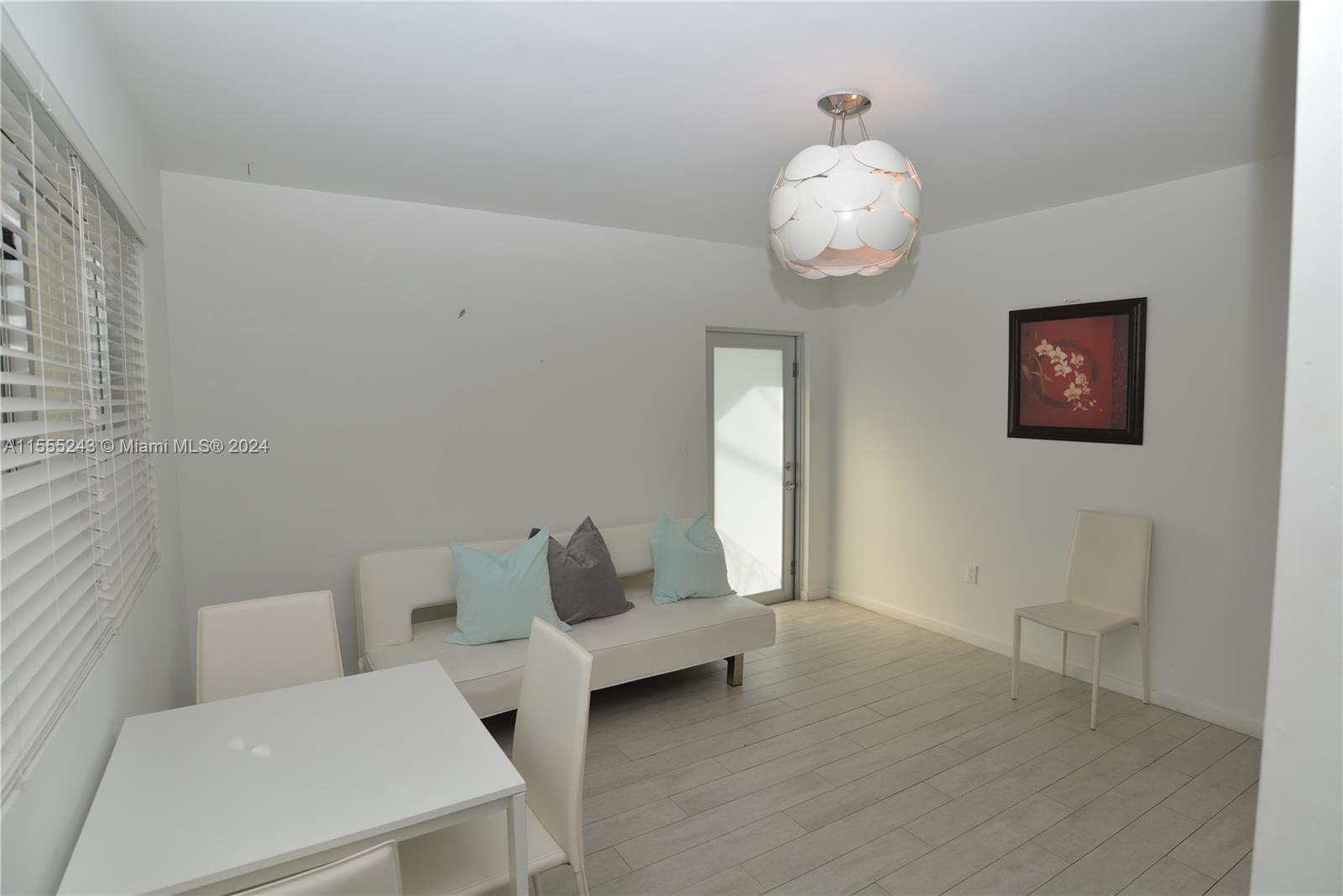 1601 Meridian Ave 101, Miami Beach, Florida 33139, 1 Bedroom Bedrooms, ,1 BathroomBathrooms,Residential,For Sale,1601 Meridian Ave 101,A11555243
