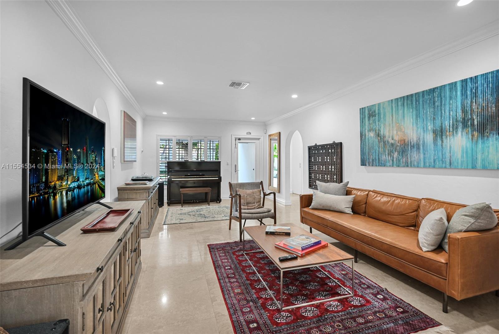 1718 Costado St, Coral Gables, Florida 33134, 3 Bedrooms Bedrooms, ,2 BathroomsBathrooms,Residential,For Sale,1718 Costado St,A11554534