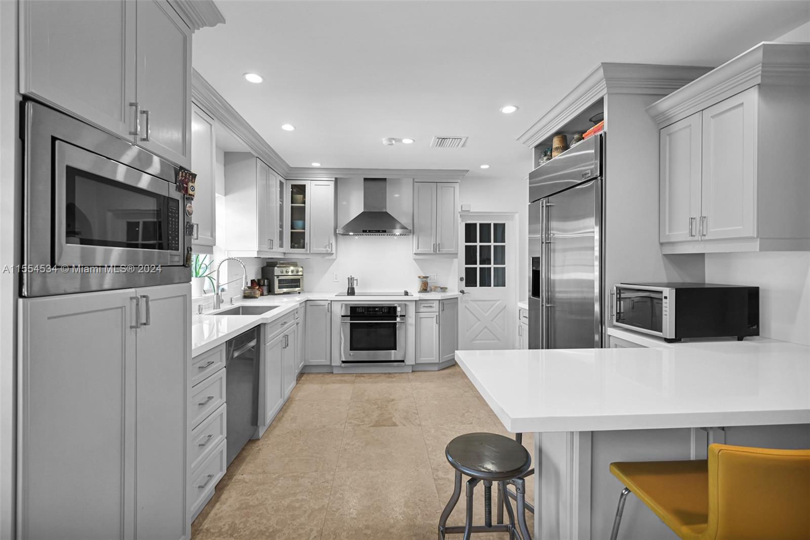 1718 Costado St, Coral Gables, Florida 33134, 3 Bedrooms Bedrooms, ,2 BathroomsBathrooms,Residential,For Sale,1718 Costado St,A11554534
