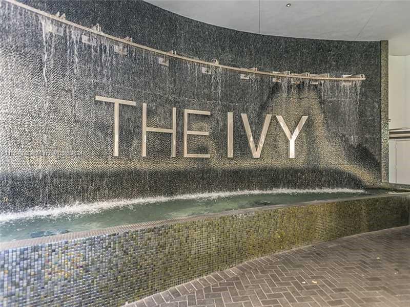 2/2 Penthouse unit  with an oversized bedroom located in the luxurious Ivy condo. Unit features with tons of natural light, porcelain floors, walk in closet and stainless steel appliances in addition to the amazing skyline views. Just a few steps from Brickell City Centre and close to major attractions, restaurants, shopping and public transportation, easy access to I-95, the American Airlines Arena, Wynwood, South Beach, and Miami International Airport. Don't delay and miss out.  Co