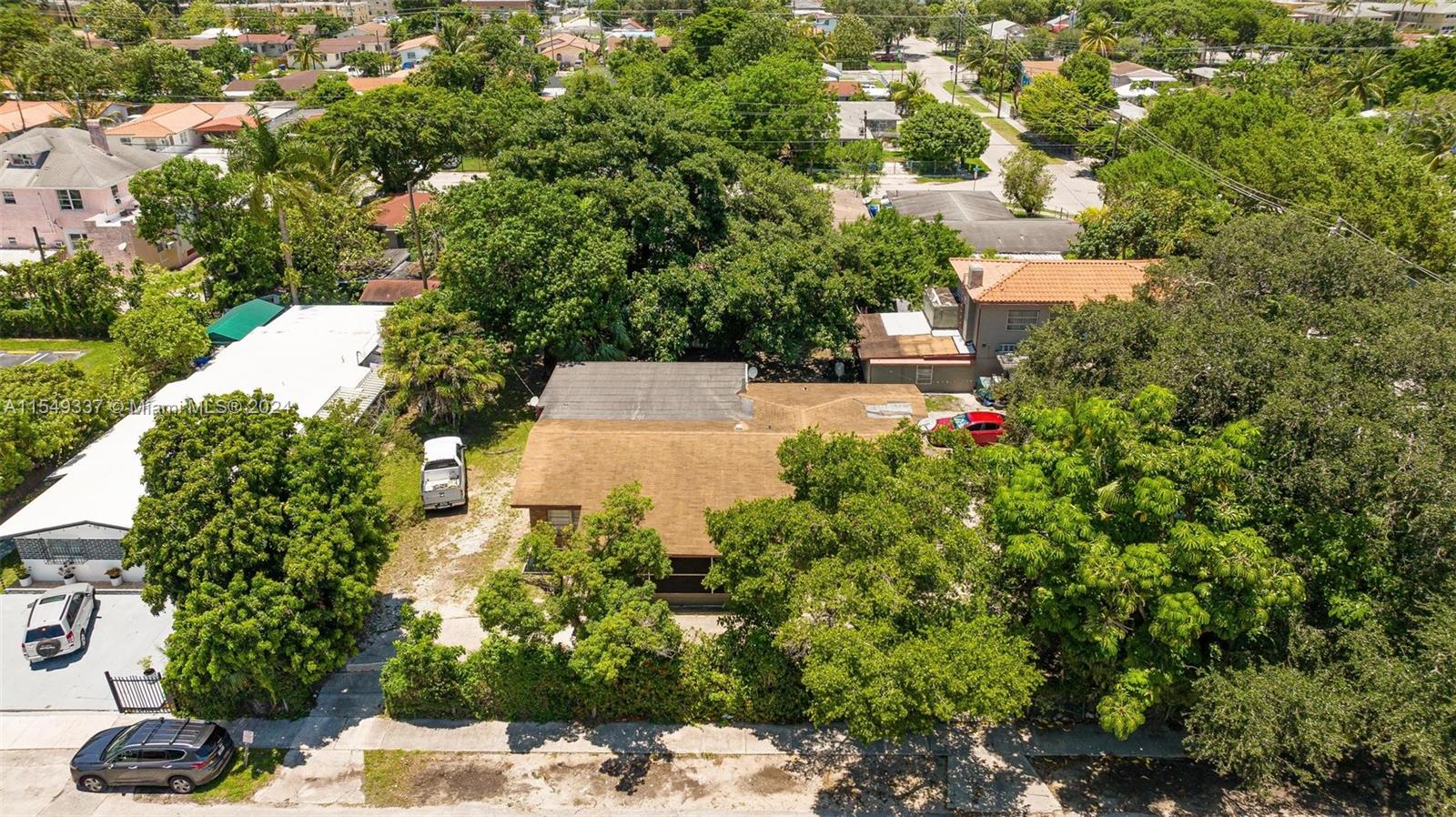 1919 NW 16th Ter, Miami, Florida 33125, 3 Bedrooms Bedrooms, ,2 BathroomsBathrooms,Residential,For Sale,1919 NW 16th Ter,A11549337