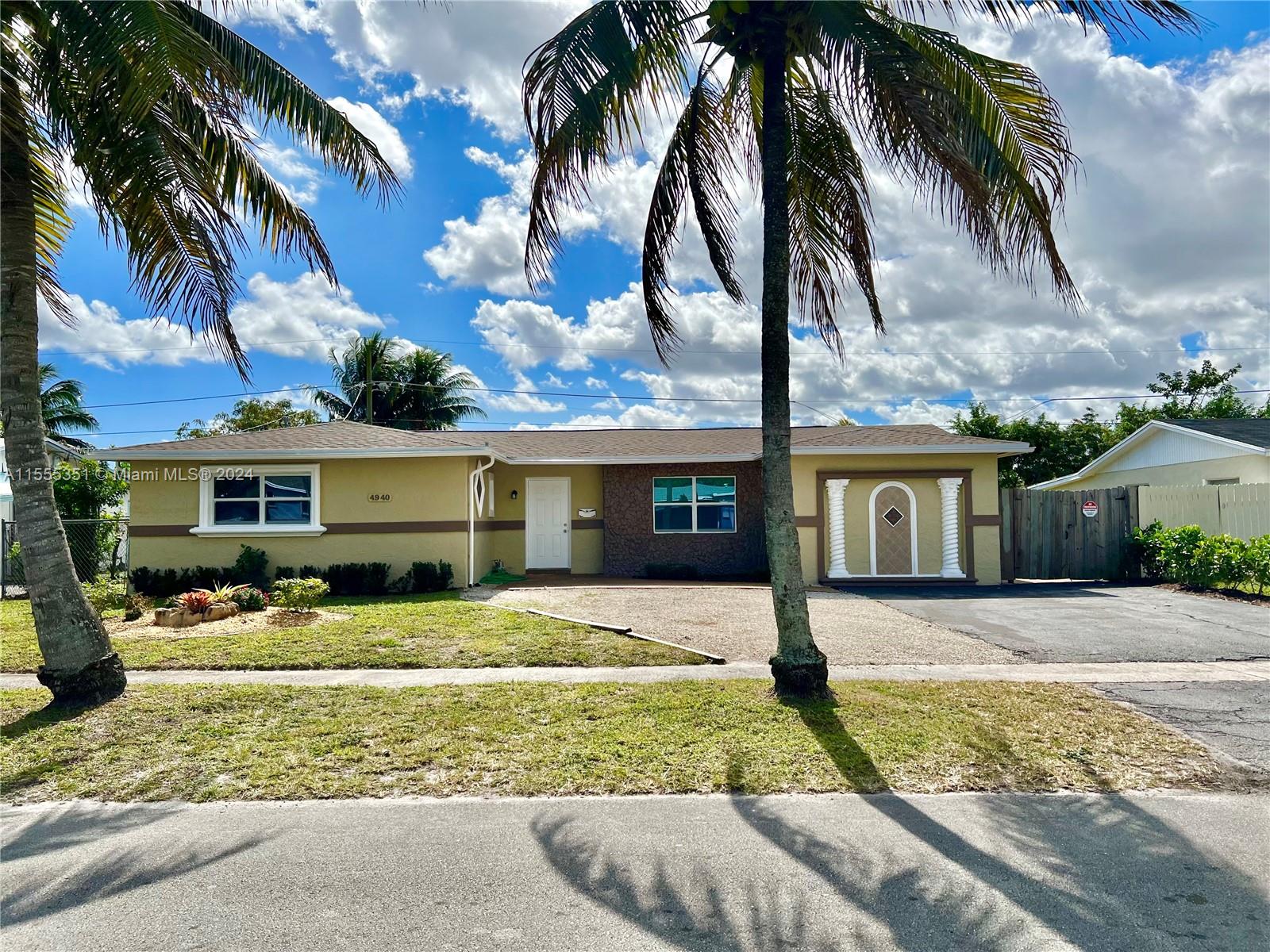 4940 NW 18th St 4940, Lauderhill, FL 33313