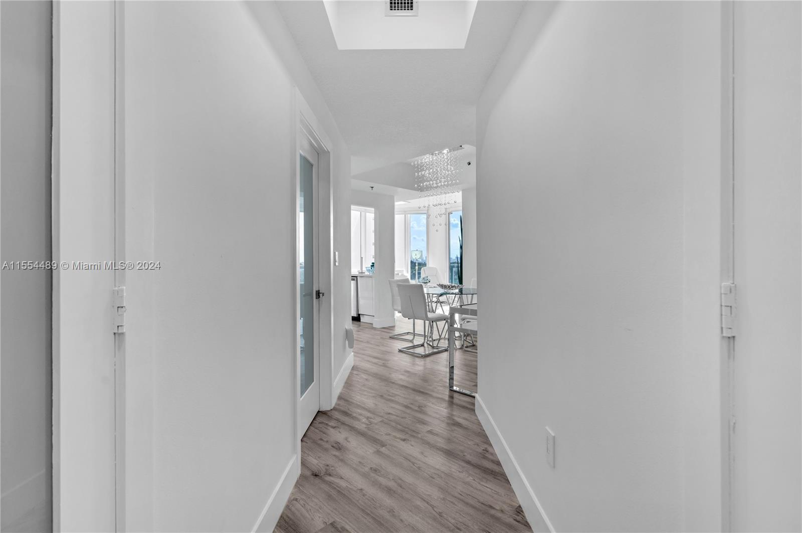 6515 Collins Ave 708, Miami Beach, Florida 33141, 2 Bedrooms Bedrooms, ,2 BathroomsBathrooms,Residential,For Sale,6515 Collins Ave 708,A11554489
