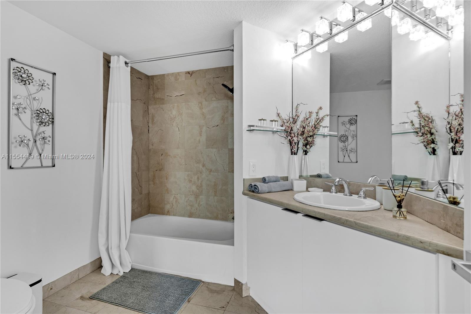 6515 Collins Ave 708, Miami Beach, Florida 33141, 2 Bedrooms Bedrooms, ,2 BathroomsBathrooms,Residential,For Sale,6515 Collins Ave 708,A11554489