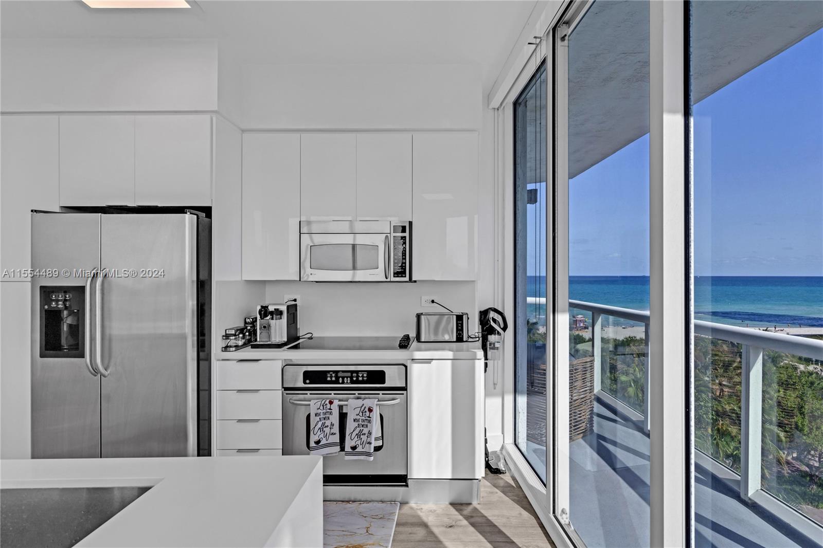 6515 Collins Ave 708, Miami Beach, Florida 33141, 2 Bedrooms Bedrooms, ,2 BathroomsBathrooms,Residential,For Sale,6515 Collins Ave 708,A11554489