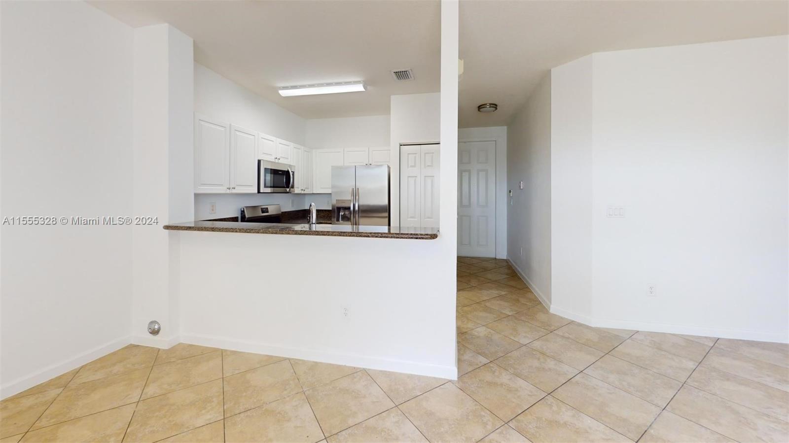 2932 SE 2nd Dr 27, Homestead, Florida 33033, 3 Bedrooms Bedrooms, ,2 BathroomsBathrooms,Residential,For Sale,2932 SE 2nd Dr 27,A11555328