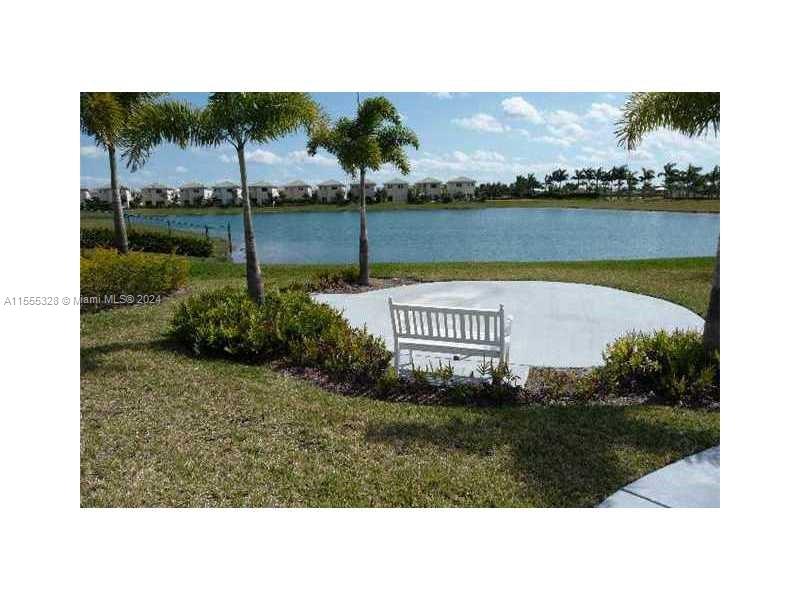 2932 SE 2nd Dr 27, Homestead, Florida 33033, 3 Bedrooms Bedrooms, ,2 BathroomsBathrooms,Residential,For Sale,2932 SE 2nd Dr 27,A11555328