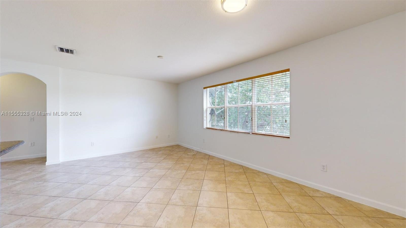 2932 SE 2nd Dr 27, Homestead, Florida 33033, 3 Bedrooms Bedrooms, ,2 BathroomsBathrooms,Residential,For Sale,2932 SE 2nd Dr 27,A11555328